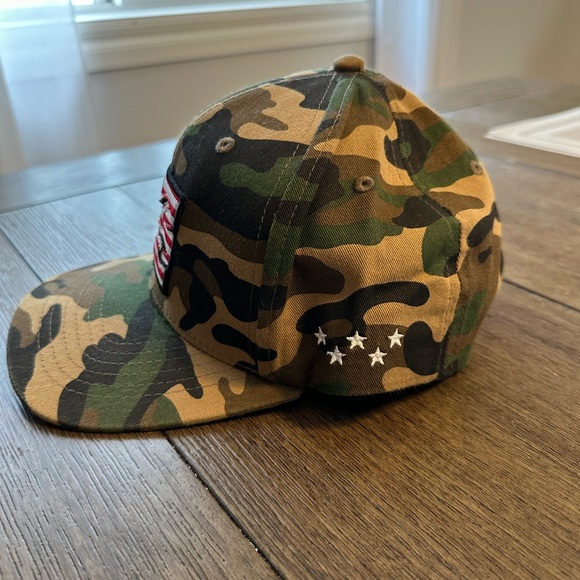 Billabong Mens Camo USA SnapBack - Picture 2 of 3